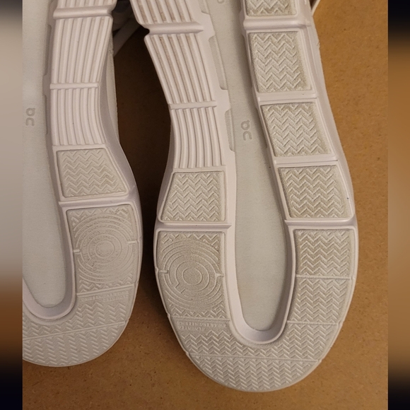 On Running walking sneakers men's size 11 - Picture 3 of 16